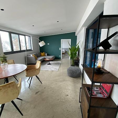 Pfaffenhausen  Wohnung Mit Besonderem Ausblick מראה חיצוני תמונה