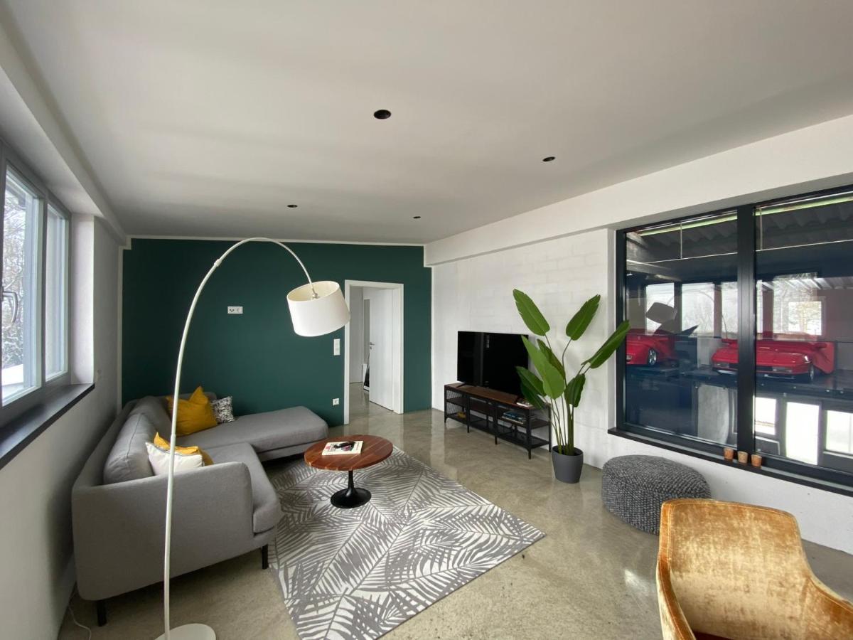 Pfaffenhausen  Wohnung Mit Besonderem Ausblick מראה חיצוני תמונה